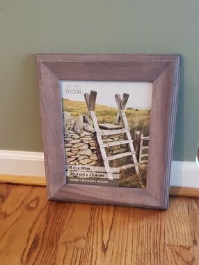 NWT Studio Decor Rustic Greige Picture Wall Frame - Holds 8x10